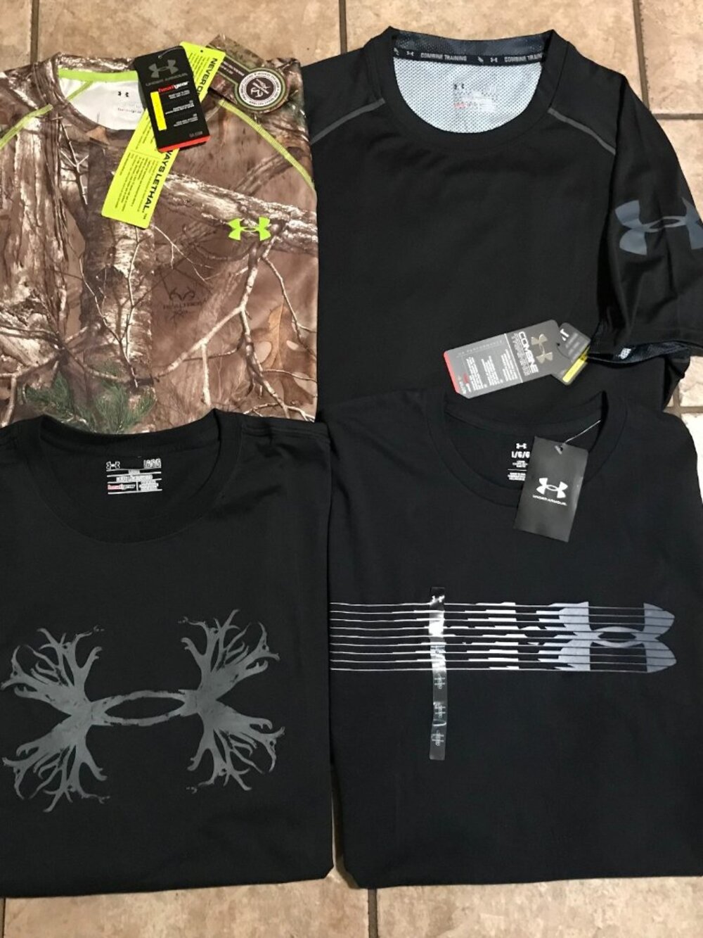 Lot of 4 Men's Under Armour Athletic T-shirts-Size L  (Camo, Antler, Combine,